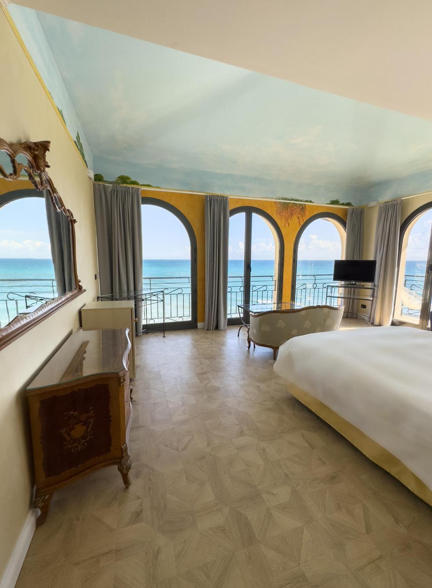 Hotel Jasmin Diano Marina